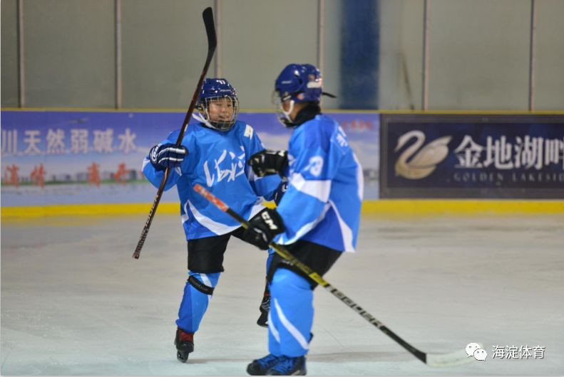 火力全开！冰球比赛数据创纪录