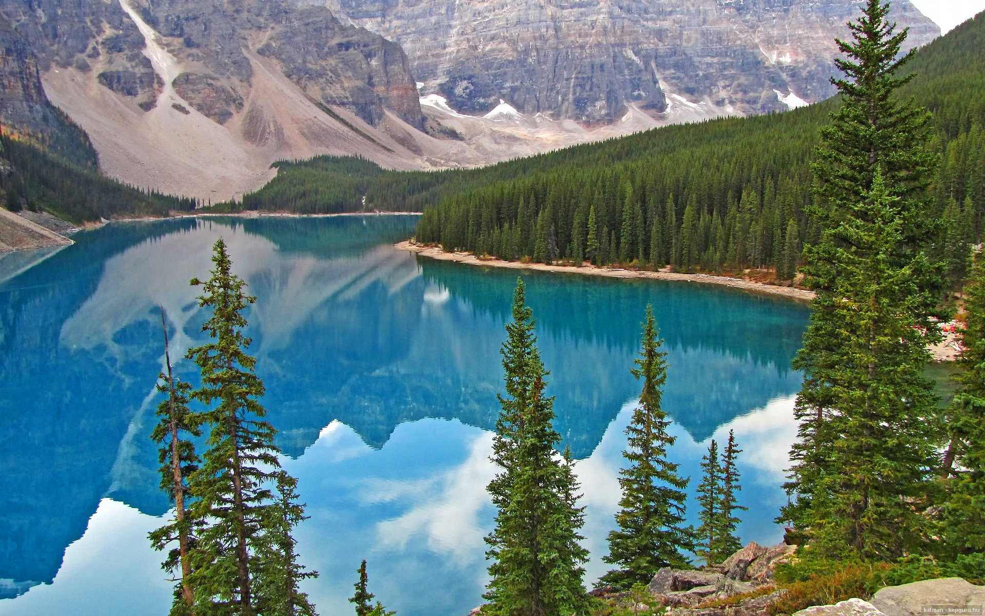 不显山露水的关键先生,霍勒迪用13次助攻击碎骑士,掘金卫冕路上的隐秘王牌