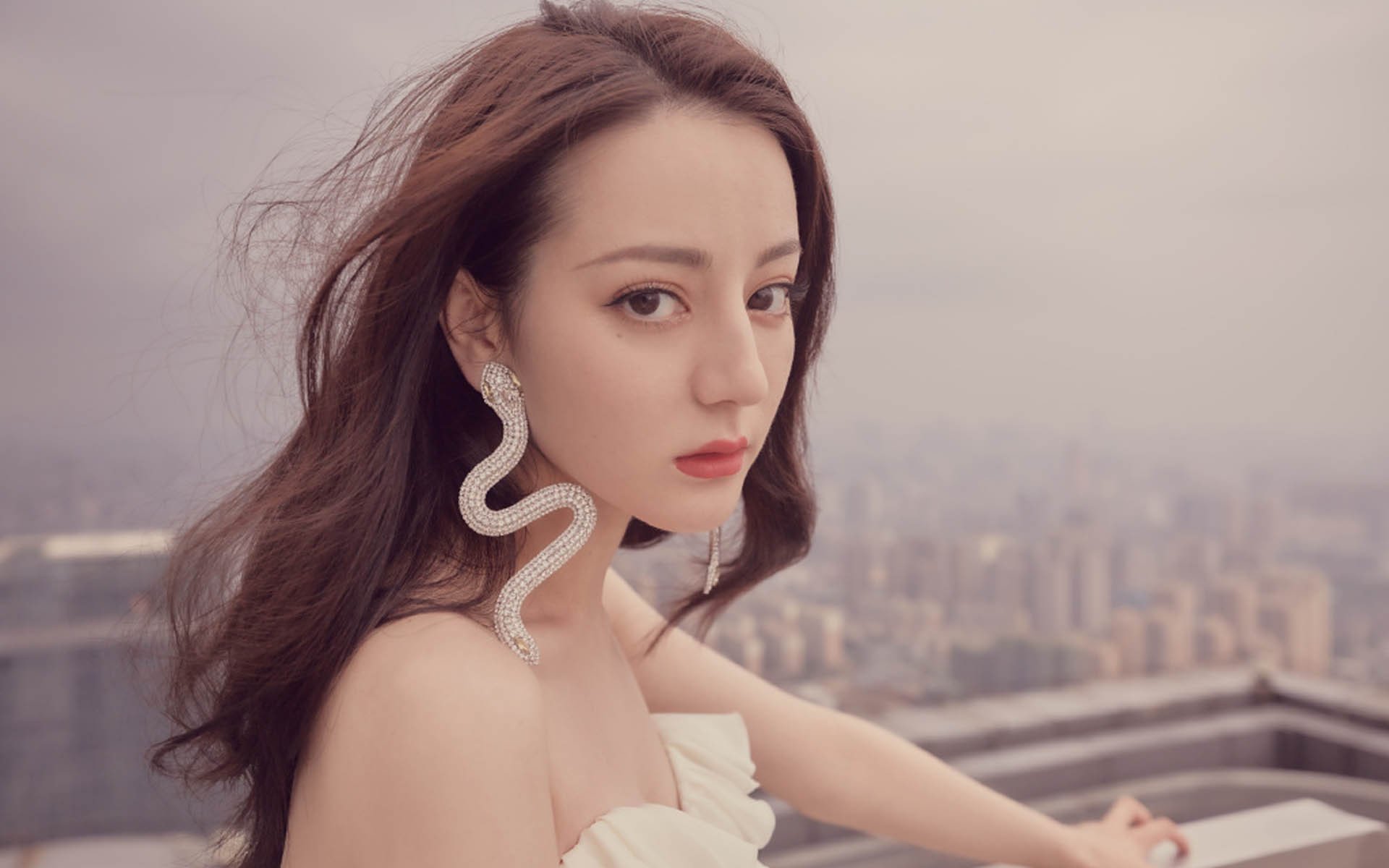 当非洲雄狮遭遇意甲黑马,莱万用一脚定音诠释何为真正巨星